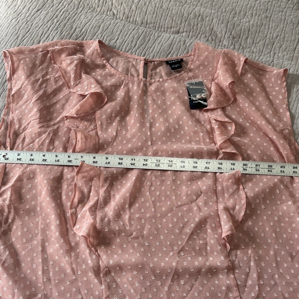 Torrid Blush Ruffled Sheer Dot Blouse Size Large 0 - Picture 7 of 9